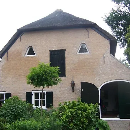 De Pimpelmees 3* 's-Gravenmoer